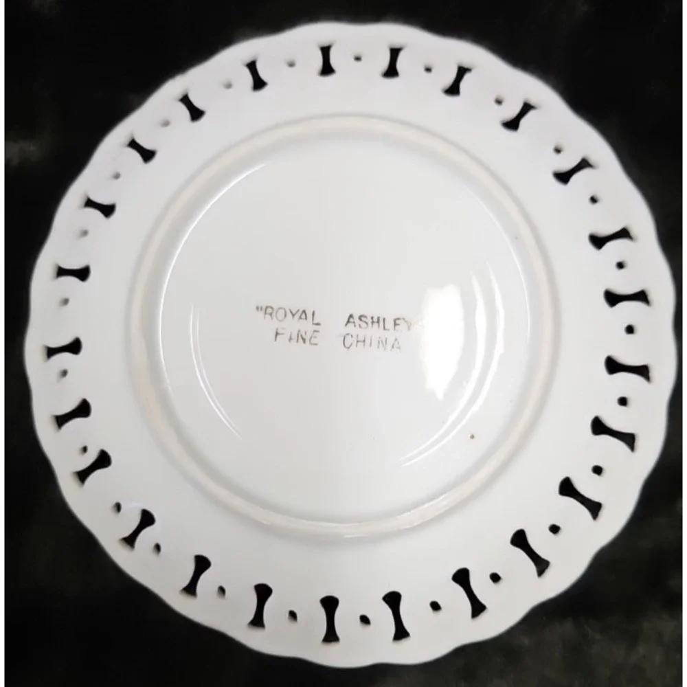 Vintage Royal Ashley Fine China Saucer, Teacup is cracked but‎ I will add it.